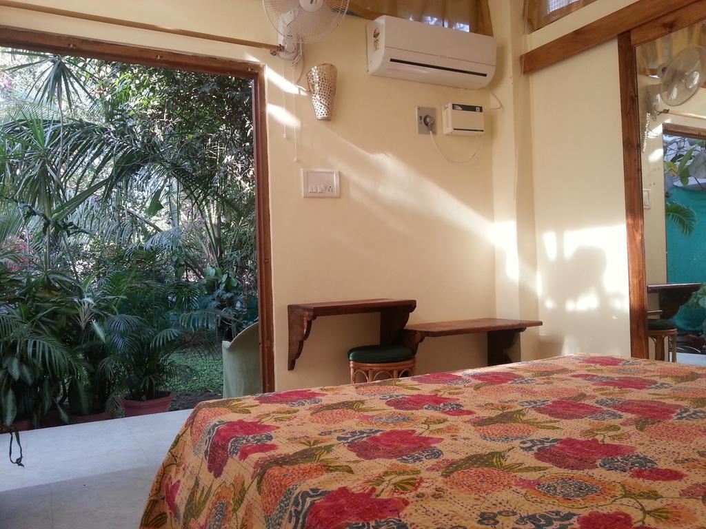 Michele'S Garden Bed & Breakfast อันจูนา ภายนอก รูปภาพ