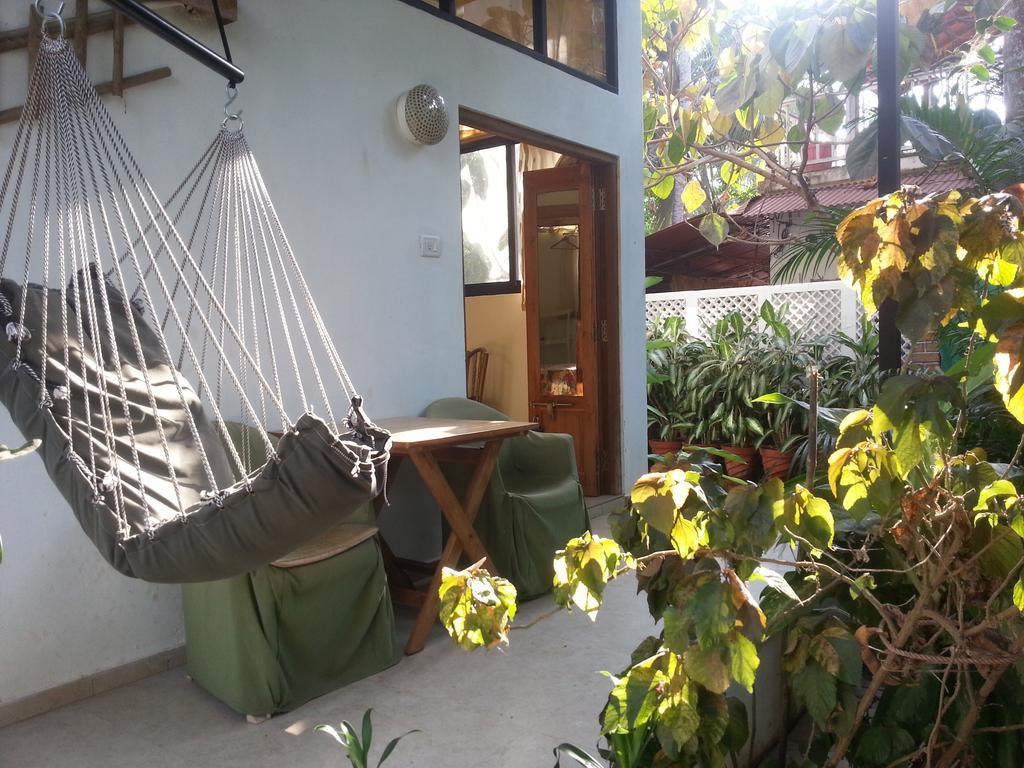 Michele'S Garden Bed & Breakfast อันจูนา ภายนอก รูปภาพ
